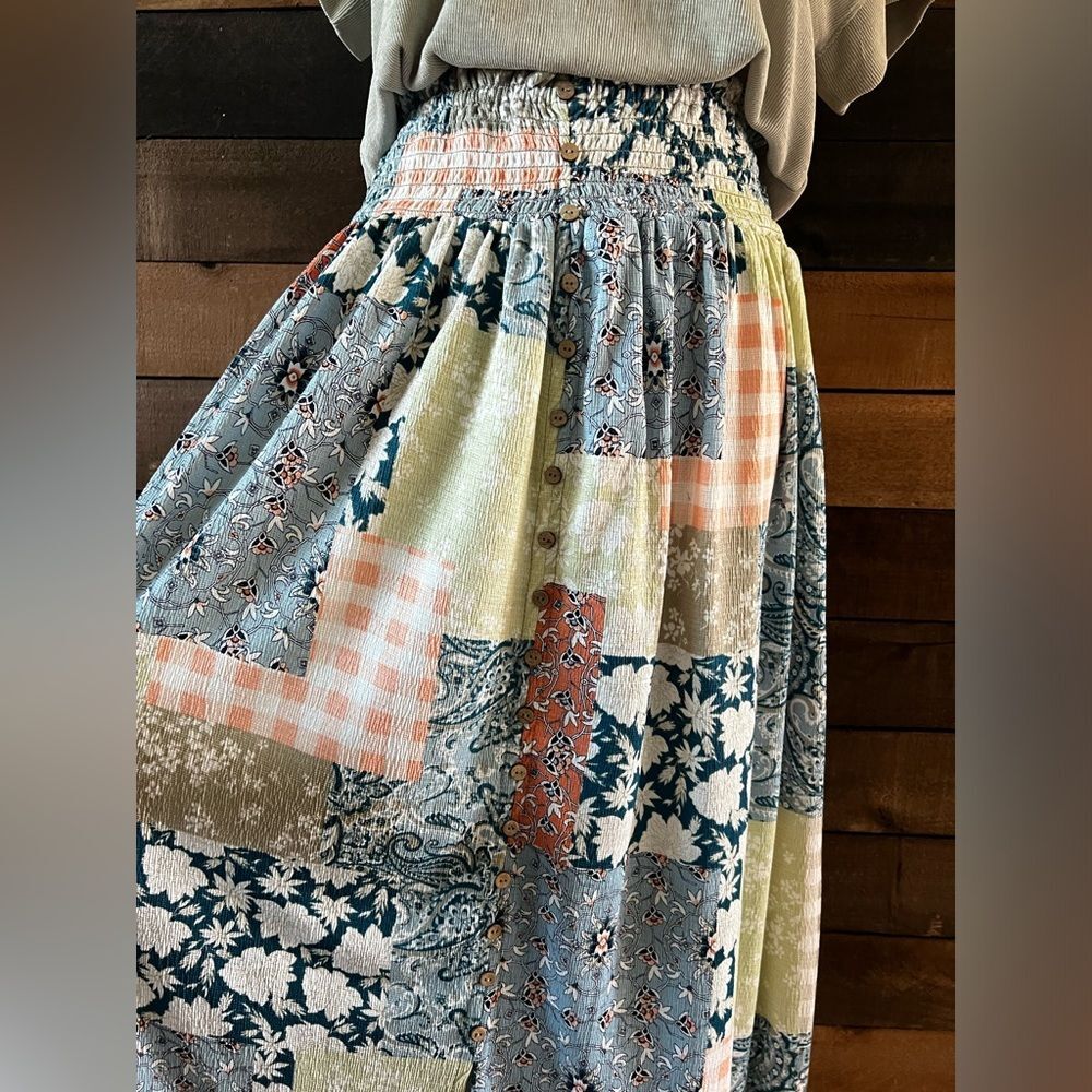 Cato est 1946 Plaid Floral Patchwork Style Faux Button Down Skirt Elastic Waist - Picture 6 of 7